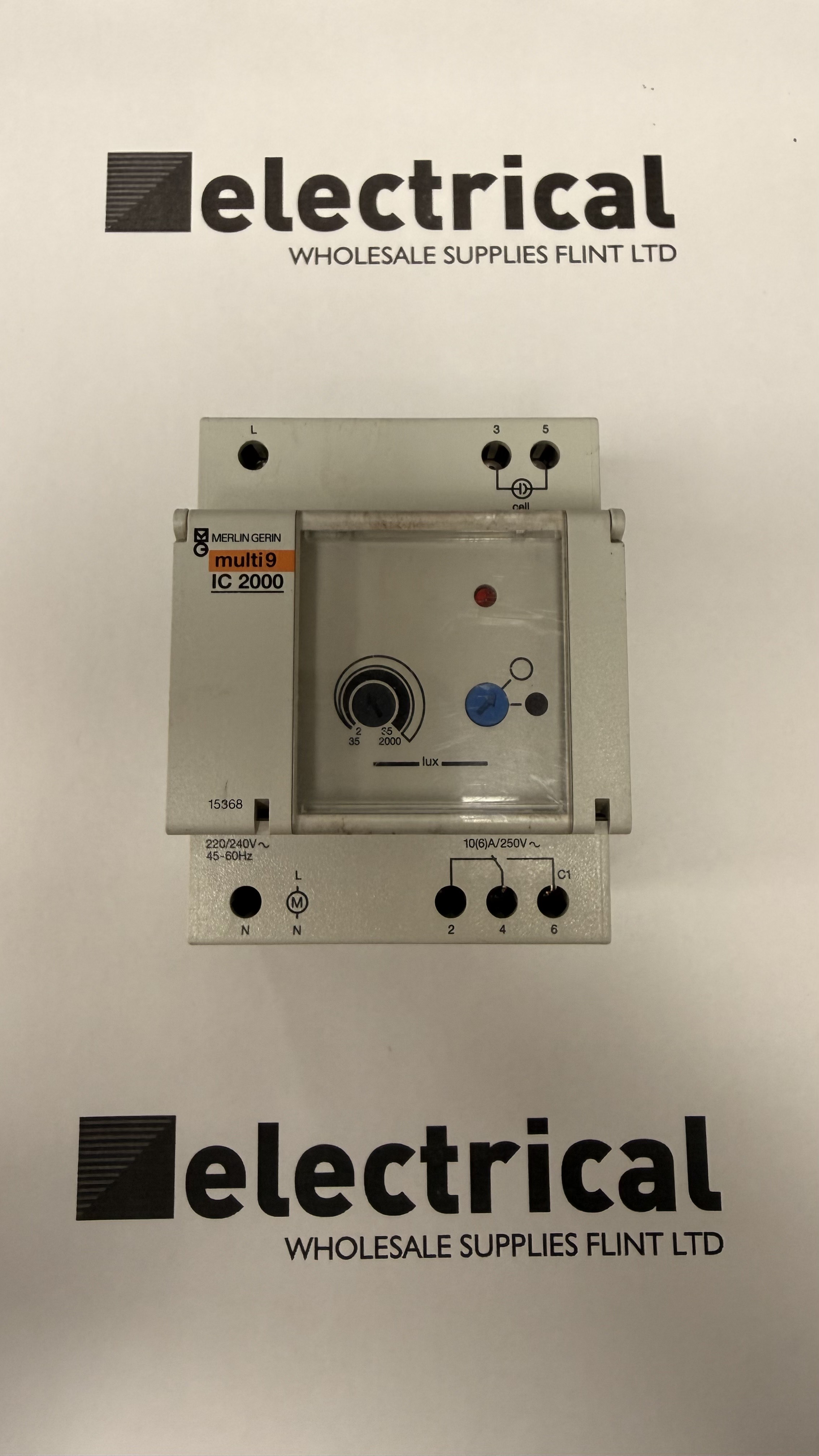 Merlin Gerin Light Sensitive Switch Multi9 15368 10A 250V IC2000