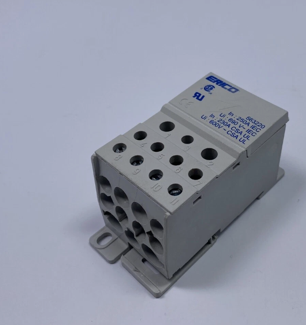ERICO / nVent UD250A Kleinverteiler 250A Power Distribution Block | New Surplus 600–690V (563220 / 569040)