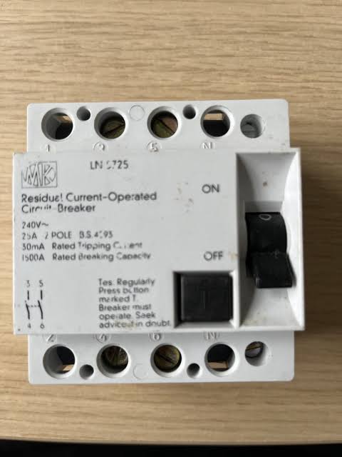 MK Sentry LN5725 25 Amp 30mA Double Pole RCD